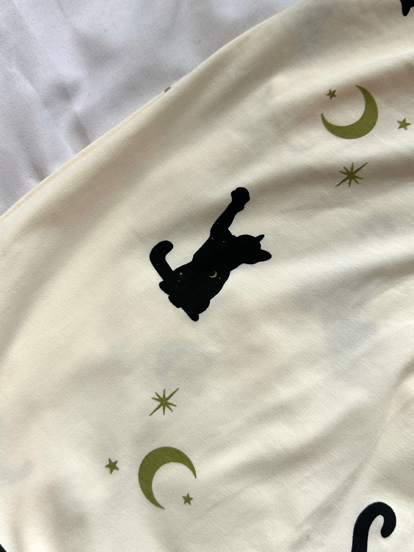 Pijama Feminino Gato & Lua